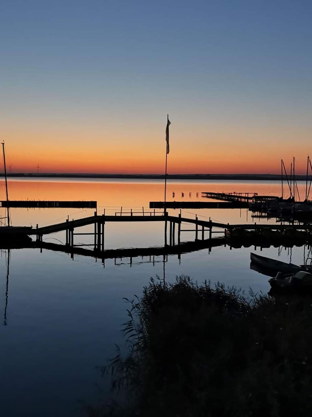 Seeliebe, 300 Meter Zum Wasser, Mit Terrasse Und Garten *
