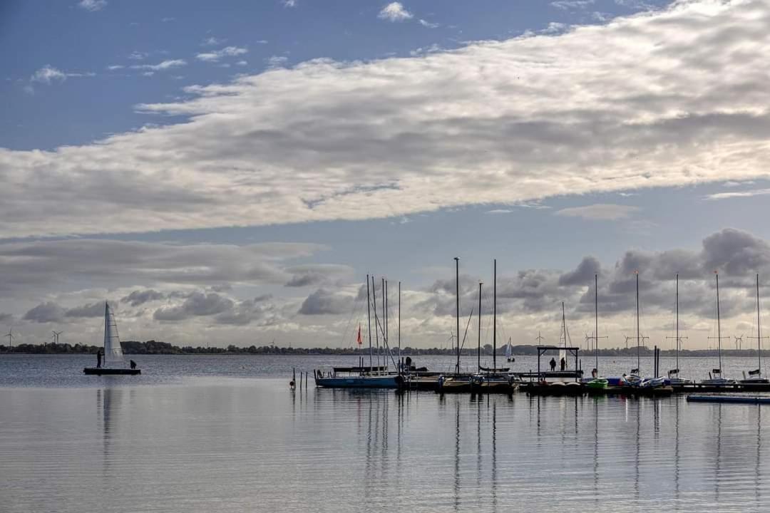 Seeliebe, 300 Meter Zum Wasser, Mit Terrasse Und Garten *